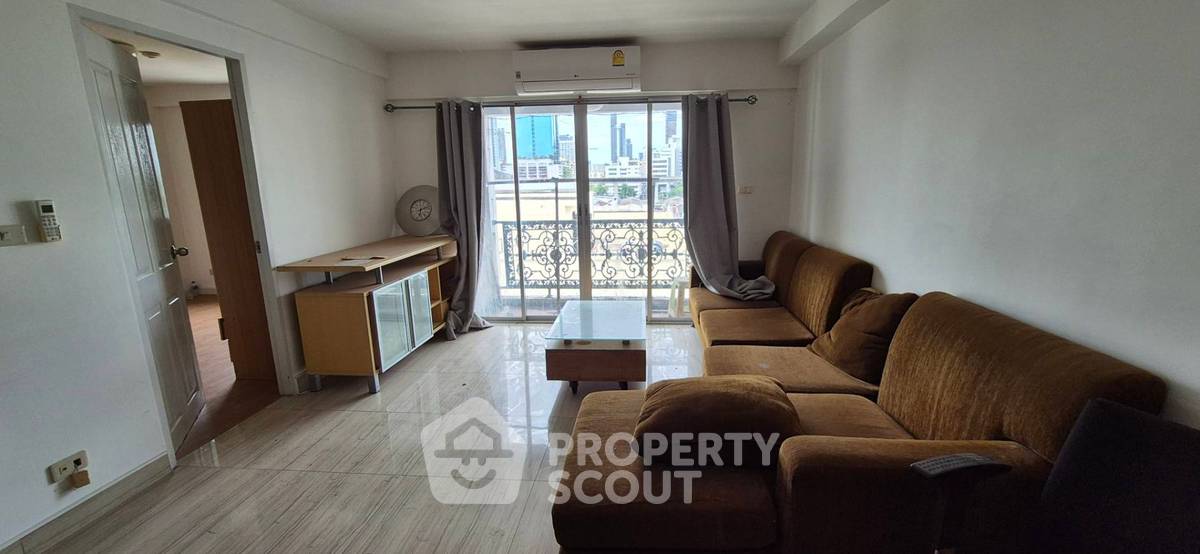 รูป คอนโด 2 ห้องนอน Brighton Place Condominium ใกล้ ARL รามคำแหง (ID 2367474) - รูปที่ 1/6