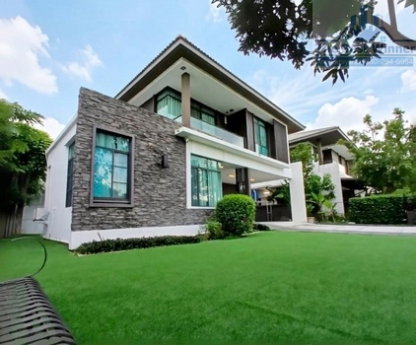picture House for rent at Mantana Onnut-Wongwaen 3—a private, luxury resort-style  - 1/30