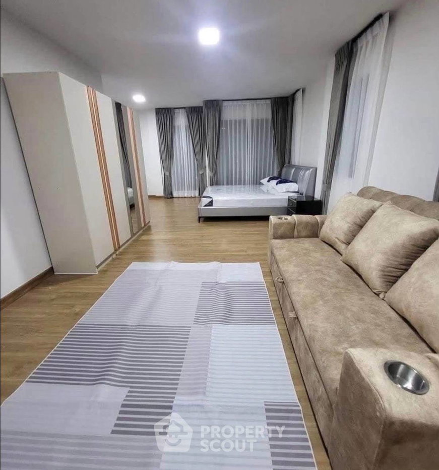 picture Pet-Friendly 4-BR Townhouse, Baan Klang Muang Ramintra 83 Station (ID 3431369) - 12/29