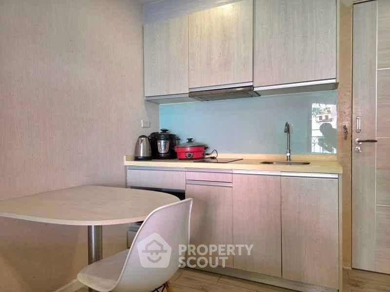 รูป คอนโด 1-ห้องนอน ที่ เซเว่น ซีส์ คอนโด รีสอร์ท จอมเทียน ใกล้ เมืองพัทยา (ID 3429045) - รูปที่ 4/11