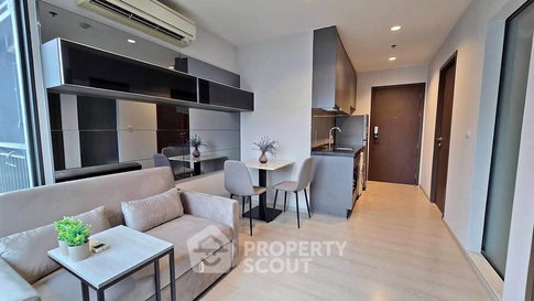2-BR Condo at Rhythm Asoke near MRT Phra Ram 9 (ID 3430296)