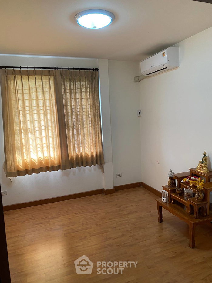 picture 4-BR House in Bang Chan (ID 3428461) - 6/20