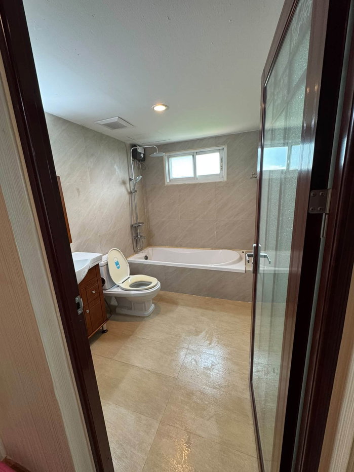 picture Condo for Rent at Le Celeste Rama 9 - Srinakarin (M6910048) ID Line : @condo79 - 8/8