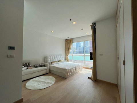 Condo for rent at The Address Chidlom - 1 bedroom, 1 bathroom - 43 sq.m. - Rent: 25,000 THB/month [MKr2610016]