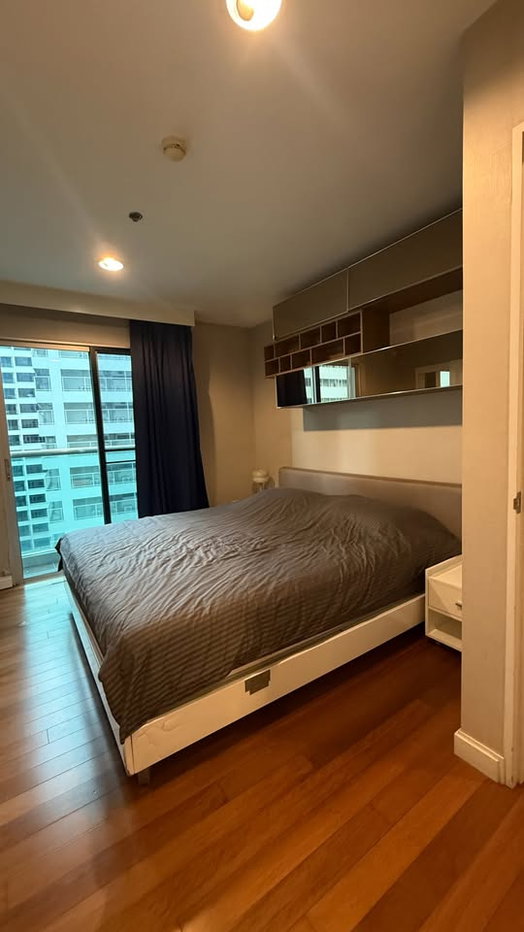picture Condo for RENT  : Belle Grand Rama 9  𝐒𝐢𝐳𝐞 :  106 sqm. 3 Bedroom 2 Bathroom / Balcony   𝐅𝐥𝐨𝐨𝐫 :  7th  Building: C1  ✅Fully furnished - 7/26