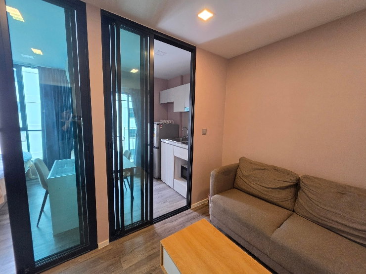 รูป FOR RENT Brown Condo HuaiKwang ,28SQM. 7FLOOR - รูปที่ 17/21
