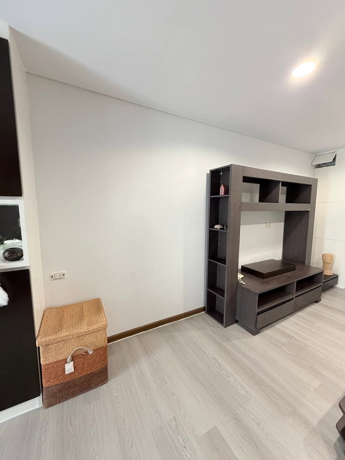 picture Ratchada City Condo | THB 8,000/month ✨Studio on the Top Floor (9th Floor). easy access to MRT Huai Khwang — approximately 9 minutes’ walk! - 13/13