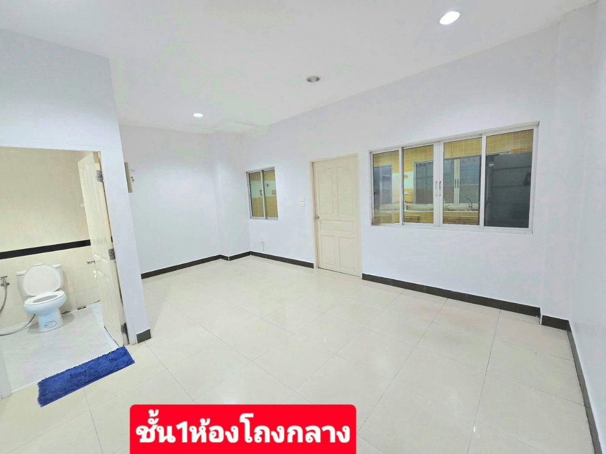 รูป 🏡✨ FOR RENT หมู่บ้านกลางเมือง บริติชทาวน์ ศรีนครินทร์ 3 ห้องนอน 4 ห้องน้ำ หลังมุม 4 ชั้น | ศรีด่าน 24 | ทำเลดี - รูปที่ 3/20