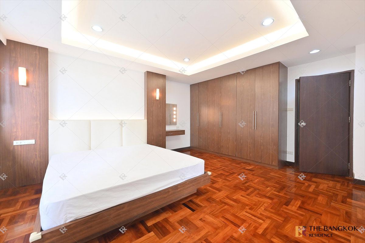 รูป 💖💖 ขายคอนโด 💎 Grandville House 24 3นอน 176ตร.ม. 16MB ✨ Classic Luxury เหนือกาลเวลา พื้นไม้ Herringbone สุดหรู ทำเลดี เหมาะลงทุน - รูปที่ 6/16