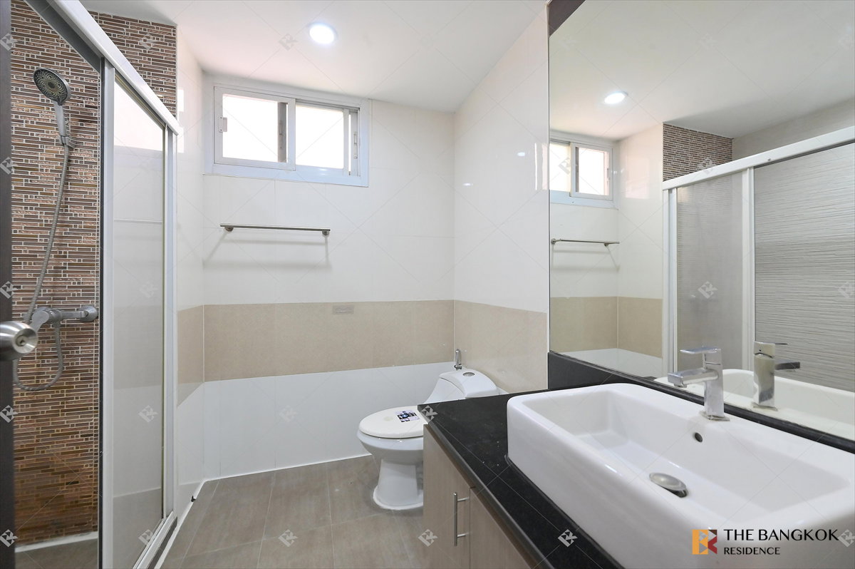 รูป 💖💖 ขายคอนโด 💎 Grandville House 24 3นอน 176ตร.ม. 16MB ✨ Classic Luxury เหนือกาลเวลา พื้นไม้ Herringbone สุดหรู ทำเลดี เหมาะลงทุน - รูปที่ 15/16