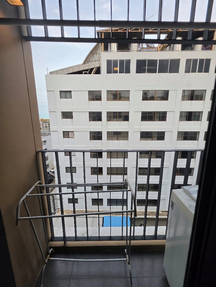 รูป FOR RENT Brown Condo HuaiKwang ,28SQM. 7FLOOR - รูปที่ 16/21