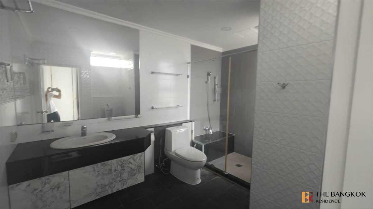 picture 💖💖 Condo for Sale 🌇 Supalai Casa Riva 4BR 237 sq.m. 18.9MB ✨ Spacious Unit on a High Floor - 8/8