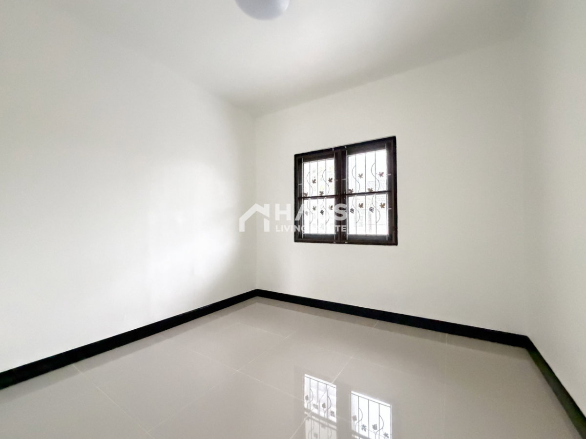 picture Baan Phrueksa 3 Bang Bua Thong / 5 Bedrooms #HBGY026 - 13/17
