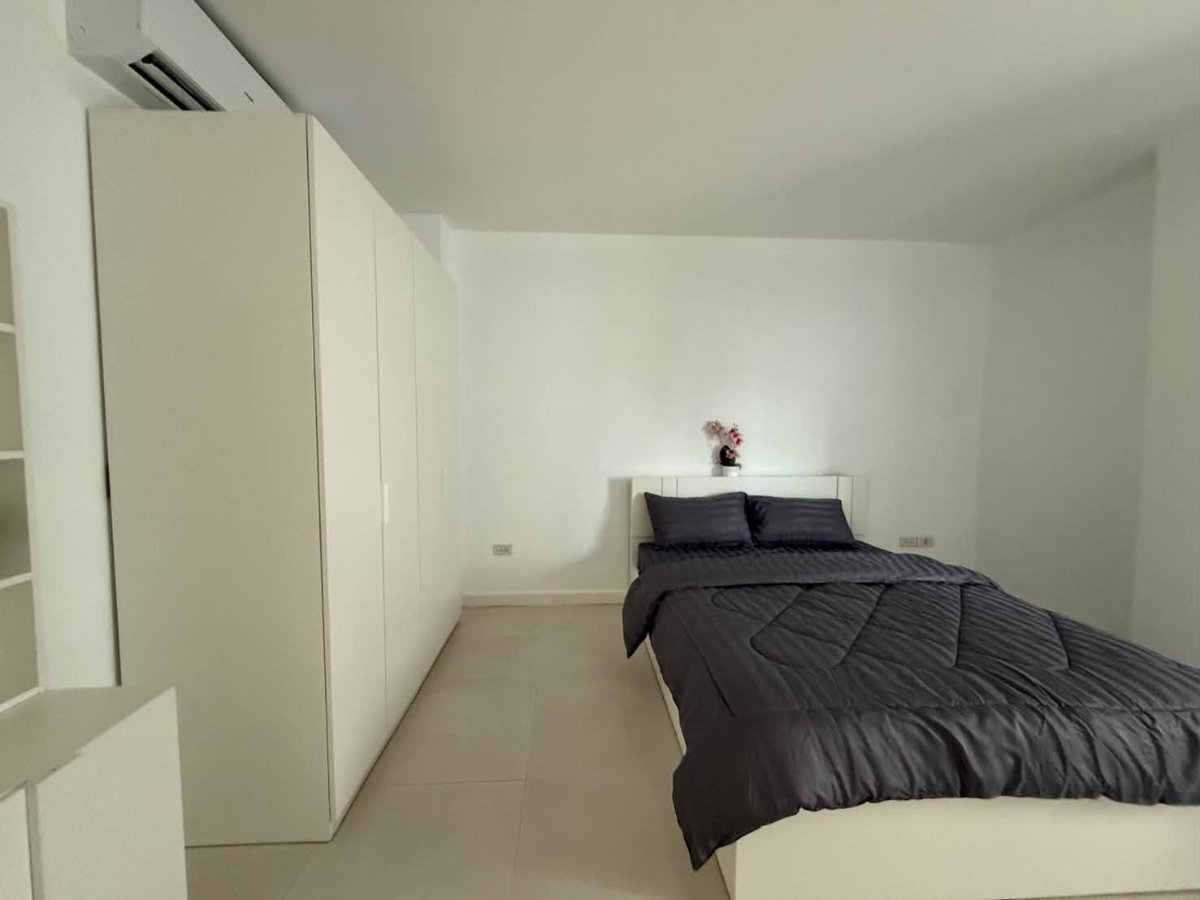 picture For Rent: Jomtien Plaza Residence (2 Bedrooms & 2 Bathrooms) - 10/13