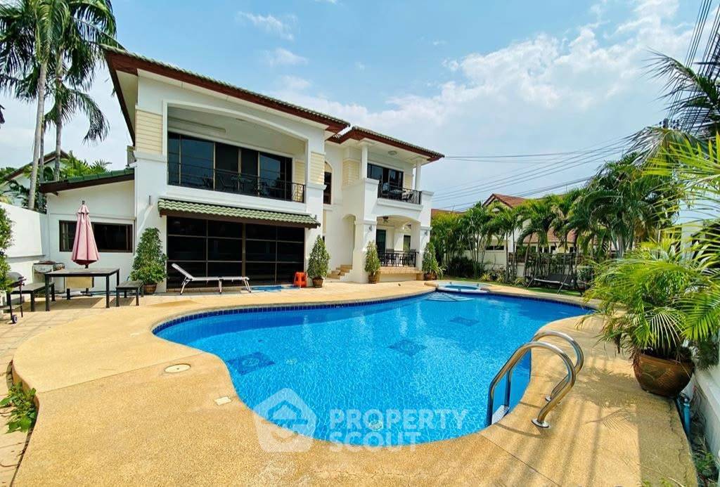 รูป บ้าน 6 ห้องนอน 400 ตร.ม. ใน Central Park 4/2 พัทยาตะวันออก (ID 3430177) - รูปที่ 29/31