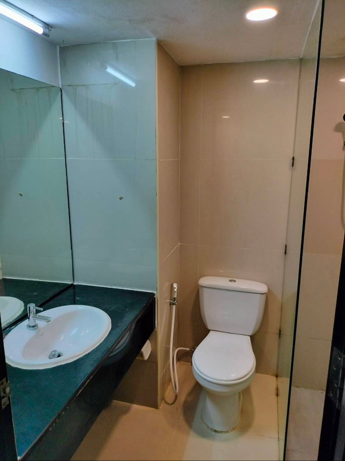 picture D203 family park condo for rent with kitchen area - 9/12
