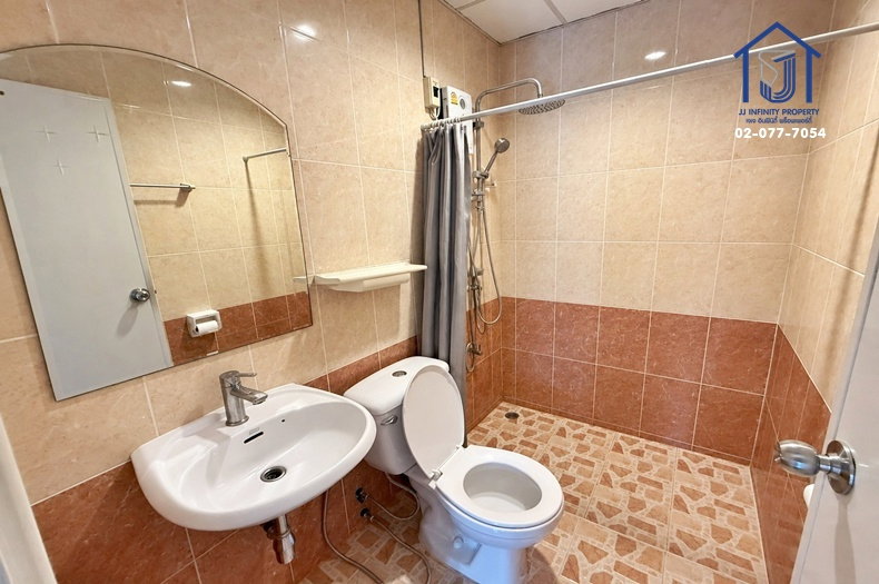 รูป ขายทาวน์เฮาส์ 2 ชั้น หมู่บ้านทัศนีย์ รังสิต-คลอง 1 ซอย รังสิต-นครนายก 23 ใกล้ฟิวเจอร์พาร์ค รังสิต - รูปที่ 12/15