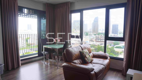 1 Bed Large Room Unblock view Fully furnished Good Location Close To BTS Ha Yaek Lat Phrao 350 m. @ Life Ladprao Valley
