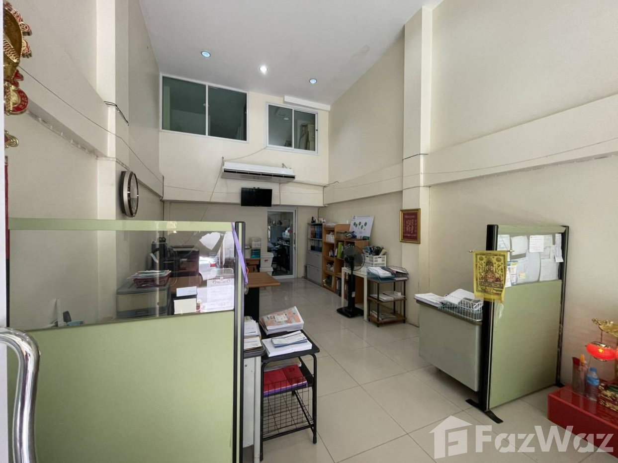 รูป ขาย ทาวน์เฮ้าส์ 4 ห้องนอน ใน บางนา, กรุงเทพมหานคร 1164568 - รูปที่ 2/14