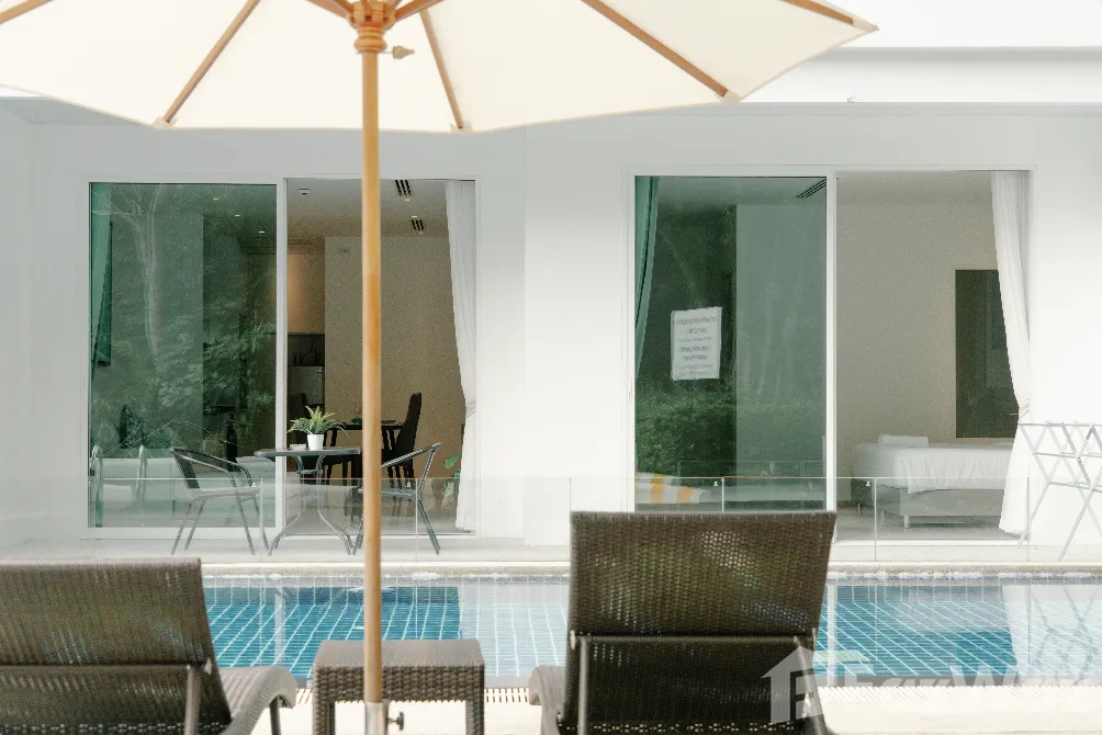 picture 2-Bedroom, 2-Bathroom Pool Access Apartment 6874899 - 26/28