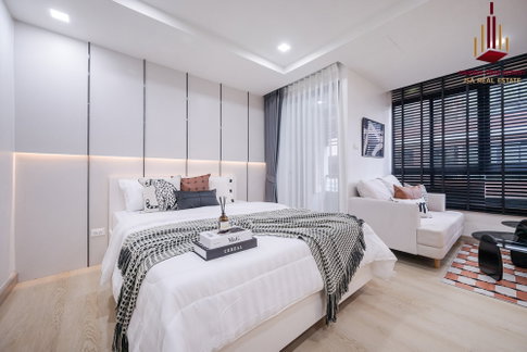 ✨ For Sale: J.W. CITY Ratchada 32 Condo ✨ 💰 Only 1,390,000 THB 