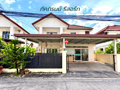 Houses for sale วิทยาลัยเทคนิคกาญจนาภิเษกมหานคร : A detached house in the Suwinthawong area—located in a zone that remained flood-free in 2016—features a versatile multi-purpose room on the 