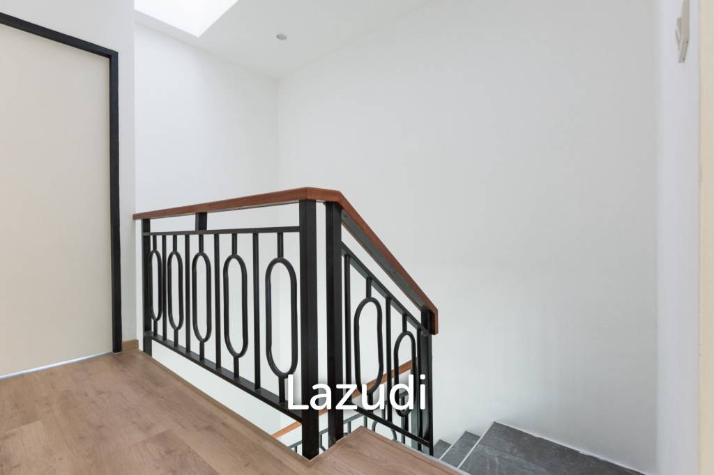 รูป บ้าน 2 ชั้นขนาดกว้างขวางในย่านเขาน้อย พัทยา - รูปที่ 10/19