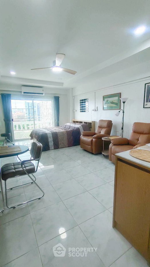 picture 1-BR Condo at Nirun Grand Ville close to Central Pattaya (ID 3289166) - 1/11