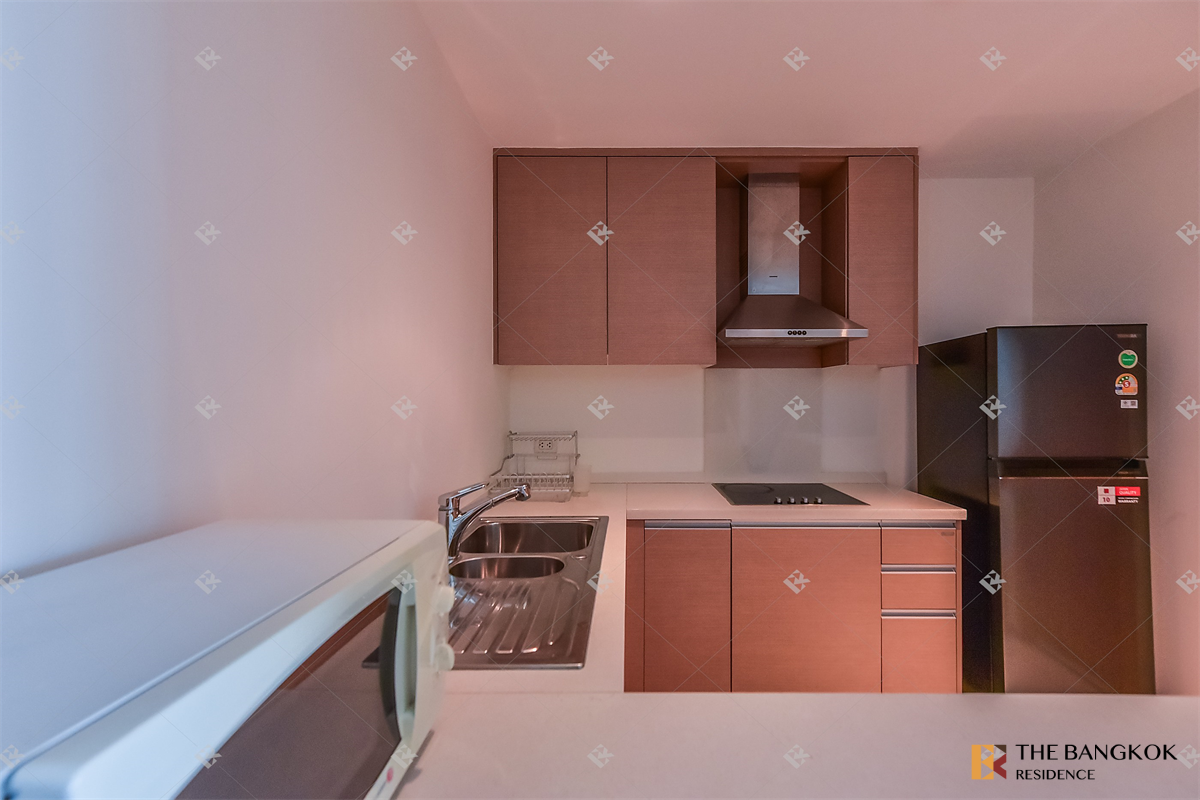 picture Comfortable and Ready to Move-in The Empire Place - 6/10