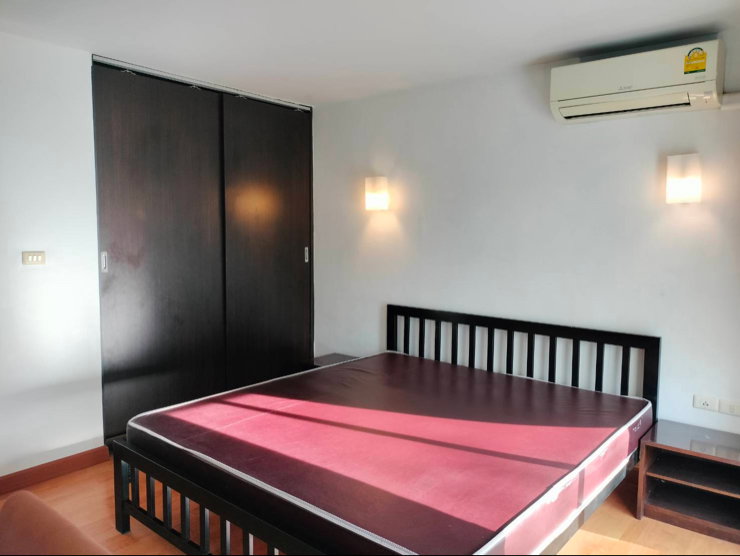 picture D203 family park condo for rent with kitchen area - 7/12