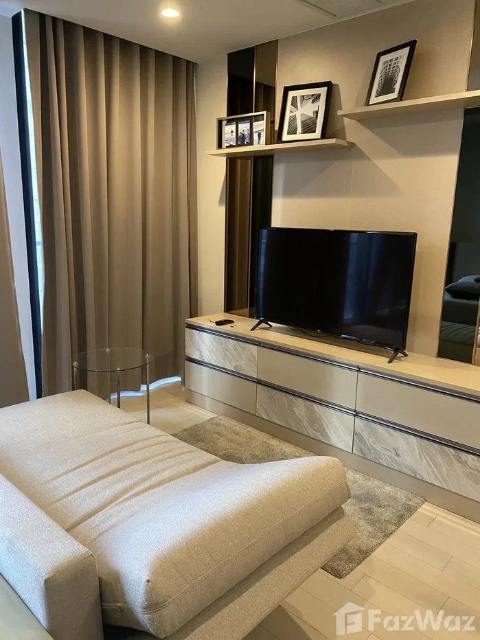 picture 1 bedroom condo Noble Ploenchit 6875001 - 2/10