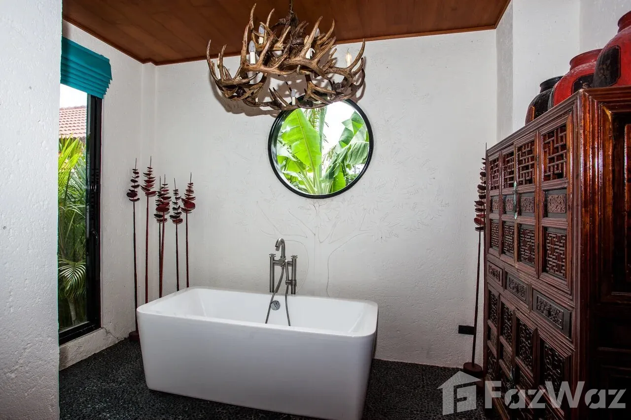 picture 4 Bedroom Villa for sale in Rawai, Phuket 1671878 - 5/16