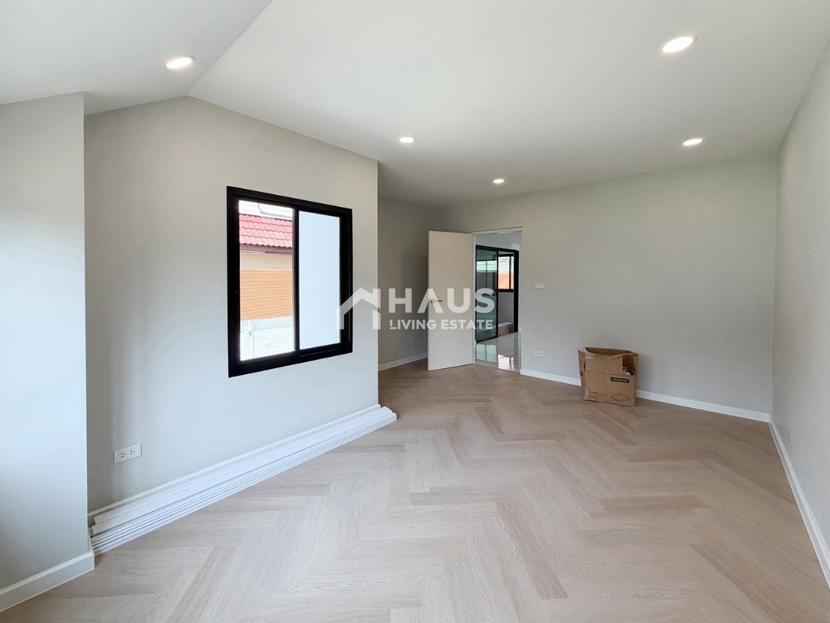 picture Kritsada Nakhon 18 / 4 Bedrooms #HPHU124 - 13/27