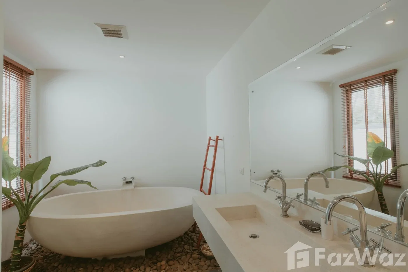 picture 2 Bedroom Villa for sale in Rawai, Phuket  1754598 - 5/11