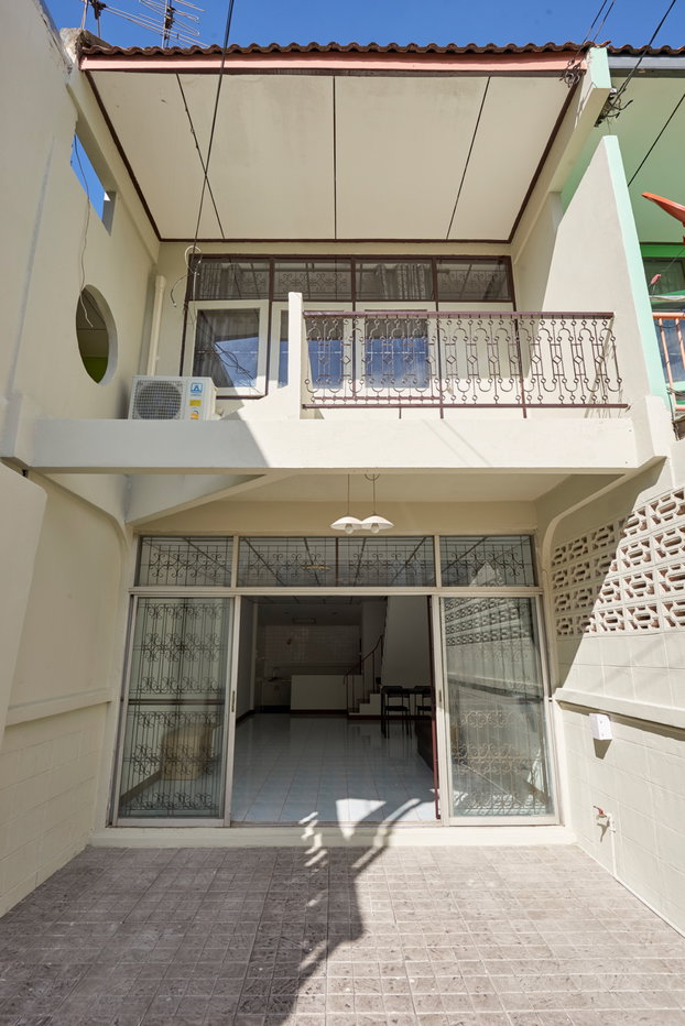 รูป ให้เช่าทาวน์เฮาส์ 2 ชั้น ซอยนวมินทร์ 90 หมู่บ้านอัมรินทร์นิเวศน์ 2 - รูปที่ 7/7