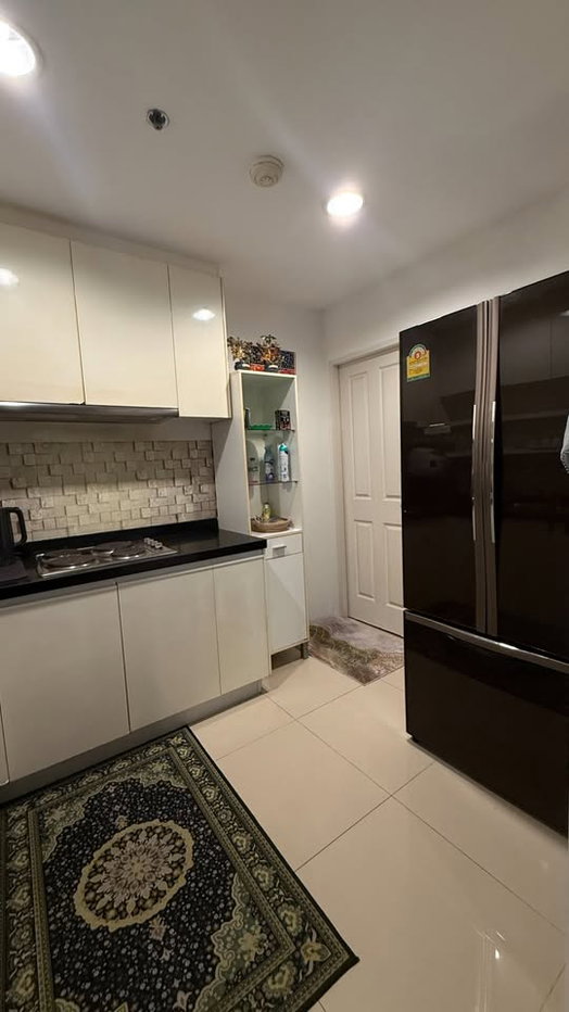 picture Condo for RENT  : Belle Grand Rama 9  𝐒𝐢𝐳𝐞 :  106 sqm. 3 Bedroom 2 Bathroom / Balcony   𝐅𝐥𝐨𝐨𝐫 :  7th  Building: C1  ✅Fully furnished - 18/26