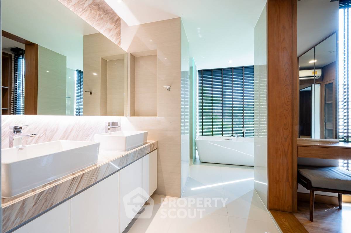 picture 4-BR 285 Sqm At Park Court Sukhumvit 77 Near BTS On Nut (ID 3429740) - 28/33