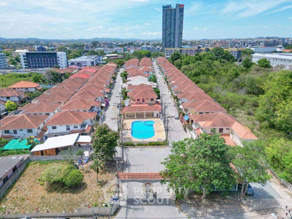 picture Pet-Friendly 3-BR 304 Sqm House At Wonderland 2 Village (ID 3429718) - 47/49