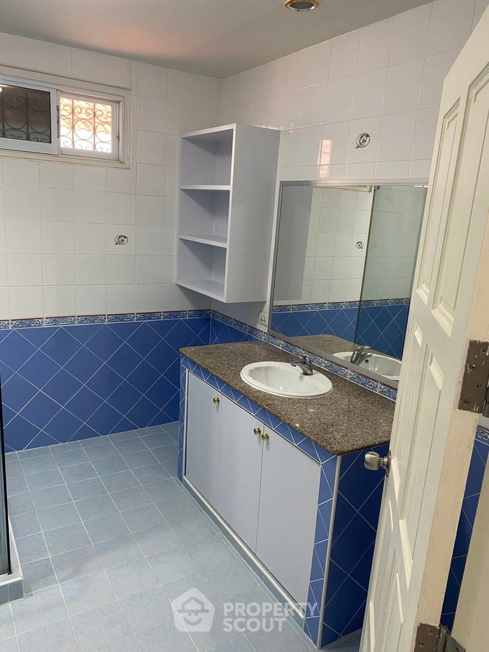 picture Pet-Friendly 3-BR 304 Sqm House At Wonderland 2 Village (ID 3429718) - 8/49