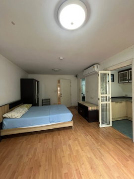 🏡 Lumpini Place Suanplu–Sathorn | 30.25 sq.m. unit in the Sathorn area—ready for your personal touch! ✨