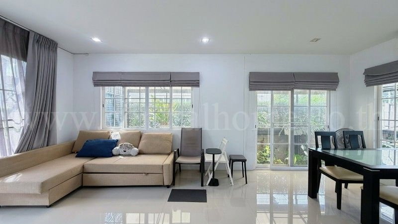 รูป บ้านแฝด สไตล์บ้านเดี่ยว โกลเด้น นีโอ รามอินทรา-วงแหวน ต่อเติมครบ พร้อมอยู่ - รูปที่ 10/32