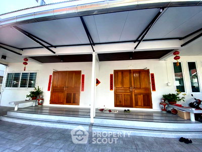 บ้านเดี่ยว กรุงเทพมหานคร : บ้านเดี่ยว 5 ห้องนอน 377 ตร.ม. ย่านสาทร ใกล้ BTS สุรศักดิ์ (ID 3429261)