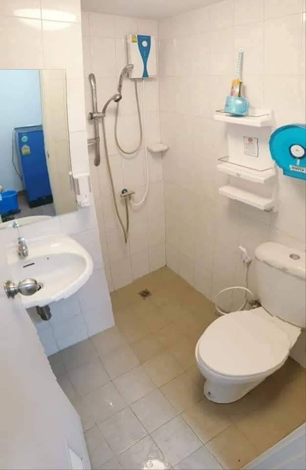 picture Room for rent at Plum Phahon yotin 89 - 9/10