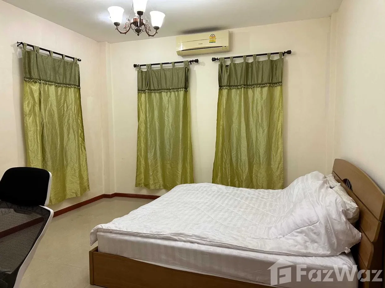 picture 16 Bedroom Villa for sale in Choeng Thale, Phuket 1887293 - 10/31