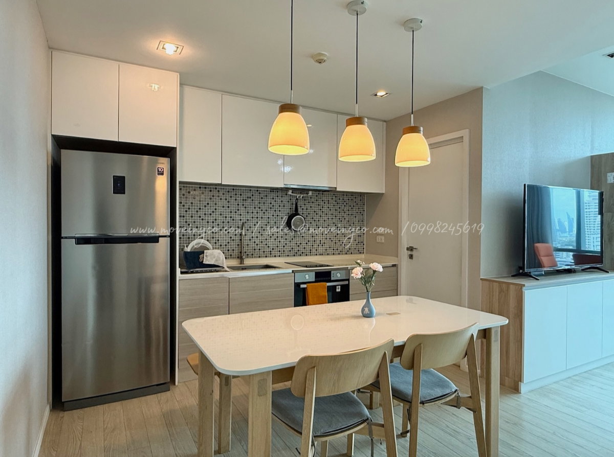 picture 1-Bed condo, Asok near BTS, MRT - The Room Sukhumvit 21 - 4/17