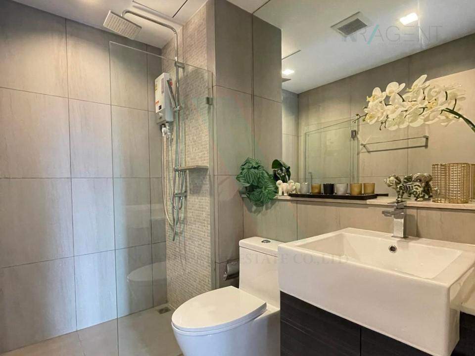 picture 🎊 For rent condo THE POLITAN RIVE Building 1, Floor 19,1 bed room, Room size 30.00 sqm - 7/8
