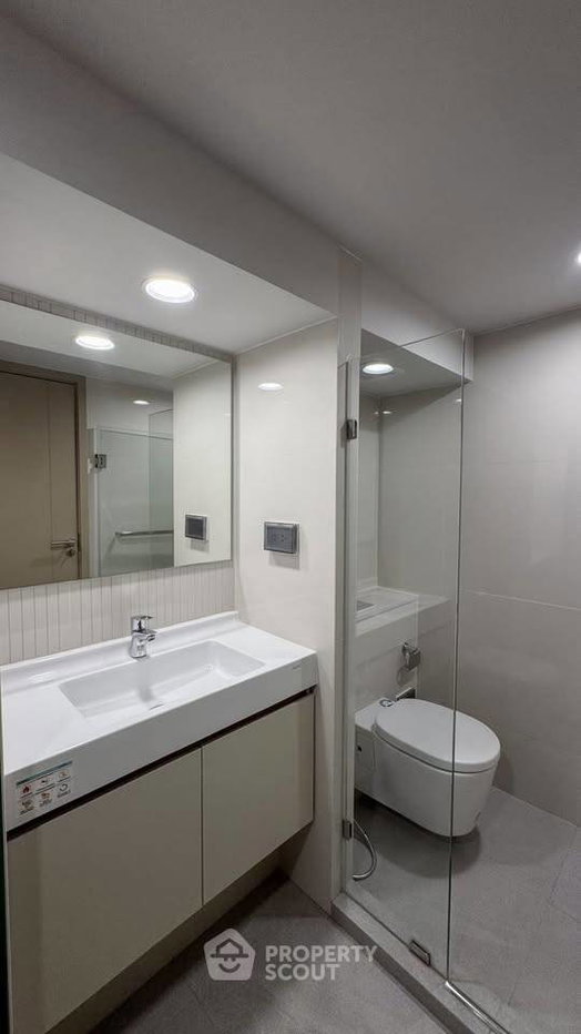 picture 2-BR 59 Sqm Condo At Culture Chula Near MRT Sam Yan (ID 3434323) - 36/41