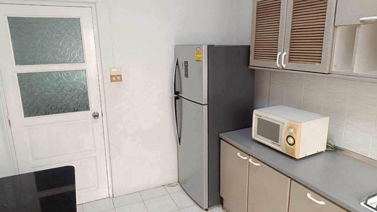 รูป ให้เช่า ทาวน์เฮ้าส์ สุขุมวิท 54 | 185 ตร.ม. | 4 ห้องนอน | Fully Furnished | ใกล้ BTS อ่อนนุชประมาณ 5 นาที - รูปที่ 8/12