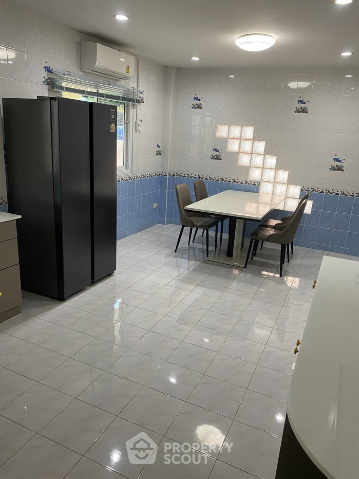 picture Pet-Friendly 3-BR 304 Sqm House At Wonderland 2 Village (ID 3429718) - 24/49
