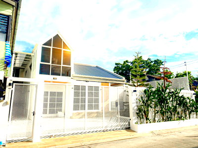 Houses for sale MRT Lat Phrao 83  : CB061 Home office for sale 6 Br, Lat Phrao-Pradist Munudharm.
